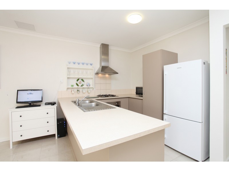 20 Marathon Loop, Madeley WA 6065