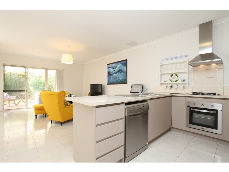 20 Marathon Loop, Madeley WA 6065