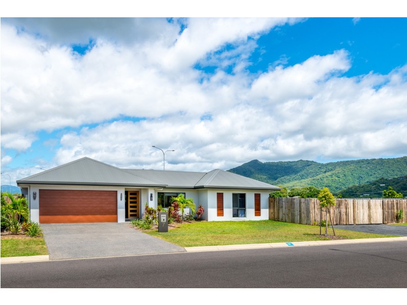 7 Newry Trail, Smithfield QLD 4878