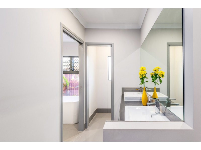 7 Newry Trail, Smithfield QLD 4878