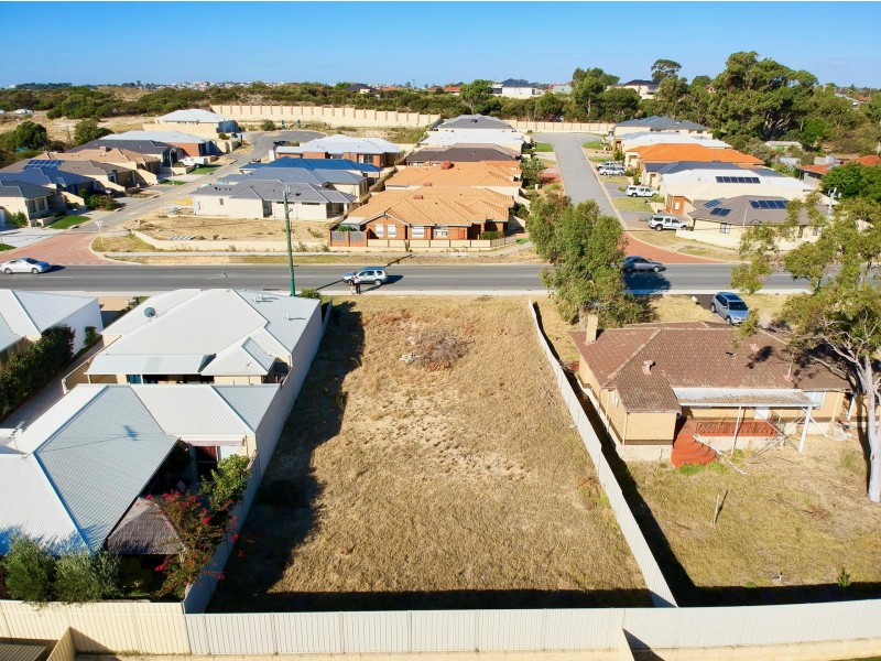 621 Rockingham Road, Munster WA 6166