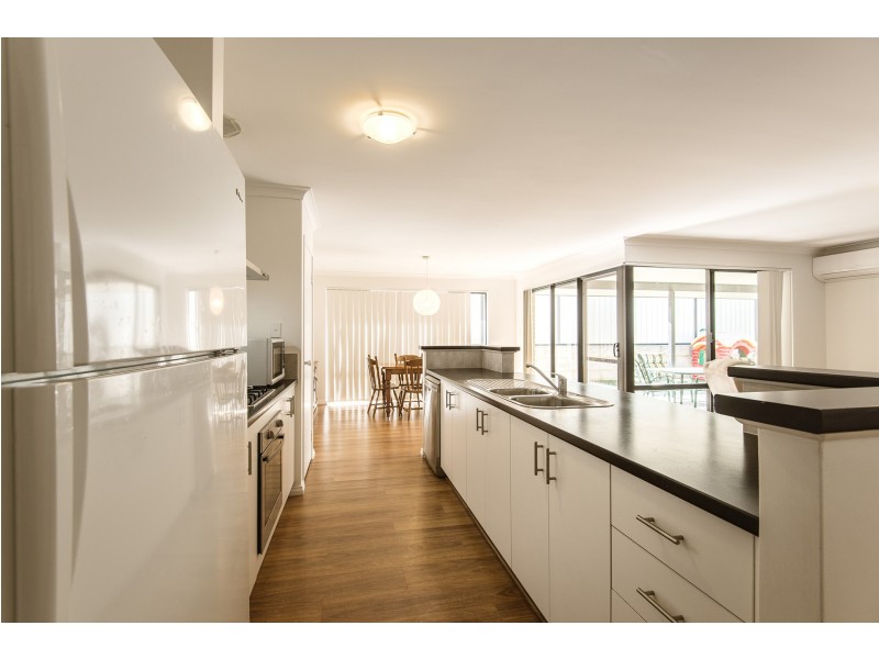 127 Liberty Drive, Clarkson WA 6030