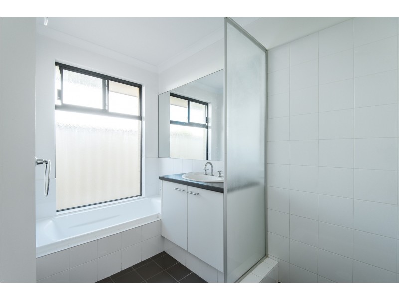 127 Liberty Drive, Clarkson WA 6030