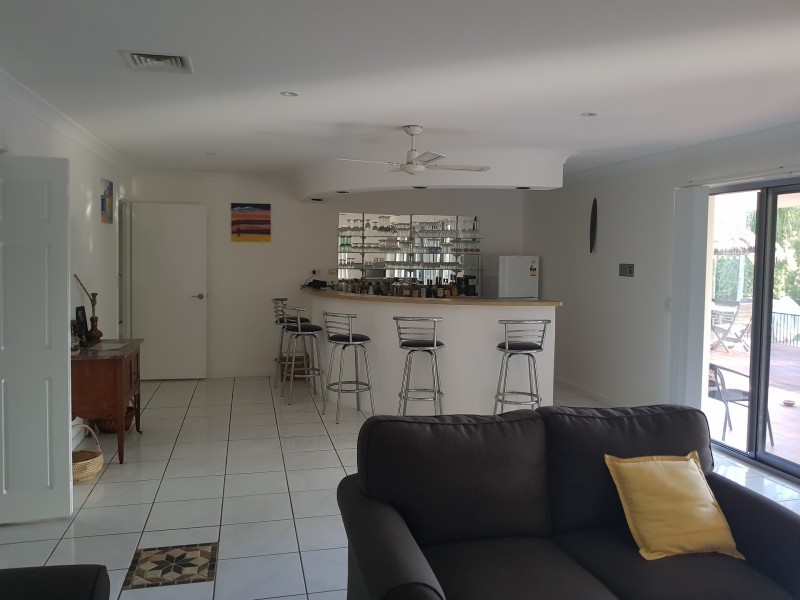 5 Foxtail Court, Tallai QLD 4213