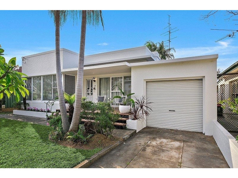 14 Cabbage Tree Lane, Fairy Meadow NSW 2519
