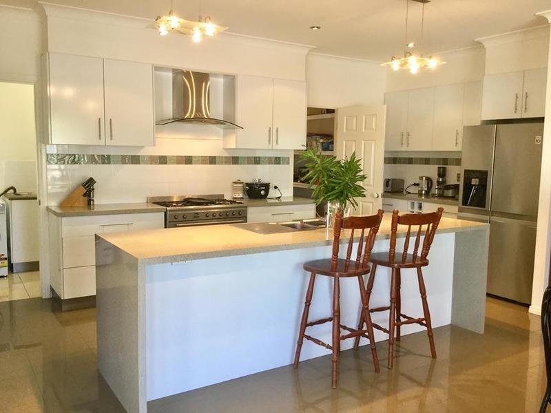 11 White Road, Jensen QLD 4818