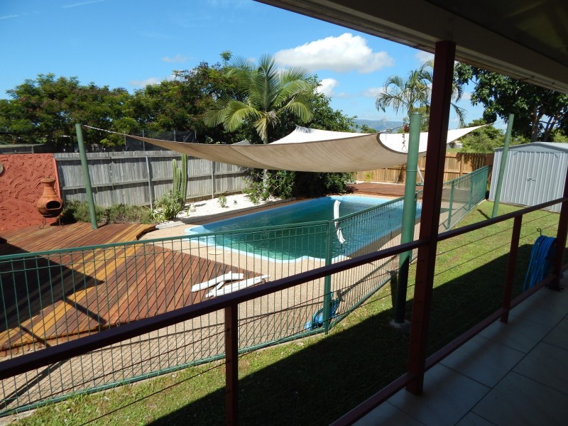 7 KARANGI ST, Rasmussen QLD 4815