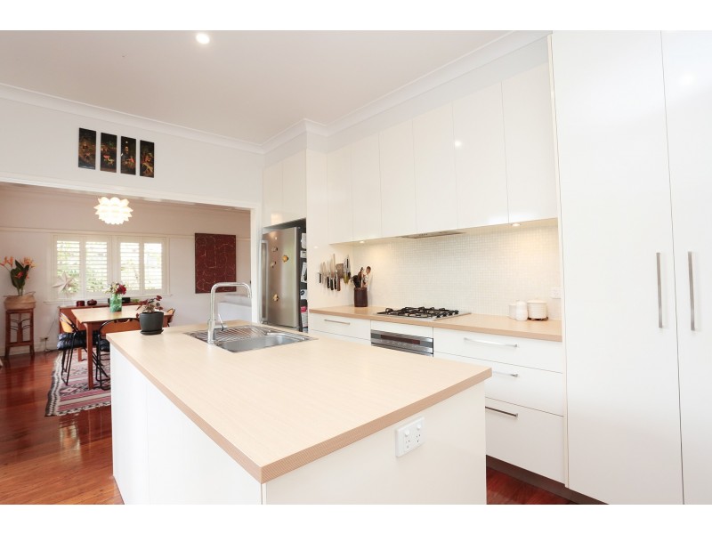 46 Imperial Avenue, Cannon Hill QLD 4170