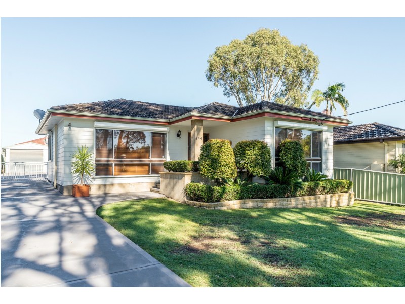 244 Anderson Drive, Beresfield NSW 2322