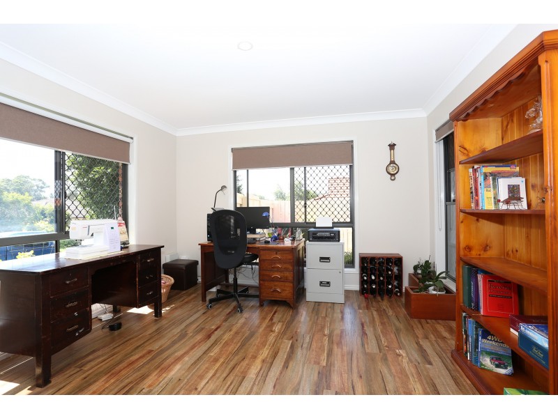 3 Chantrey Court, Kallangur QLD 4503