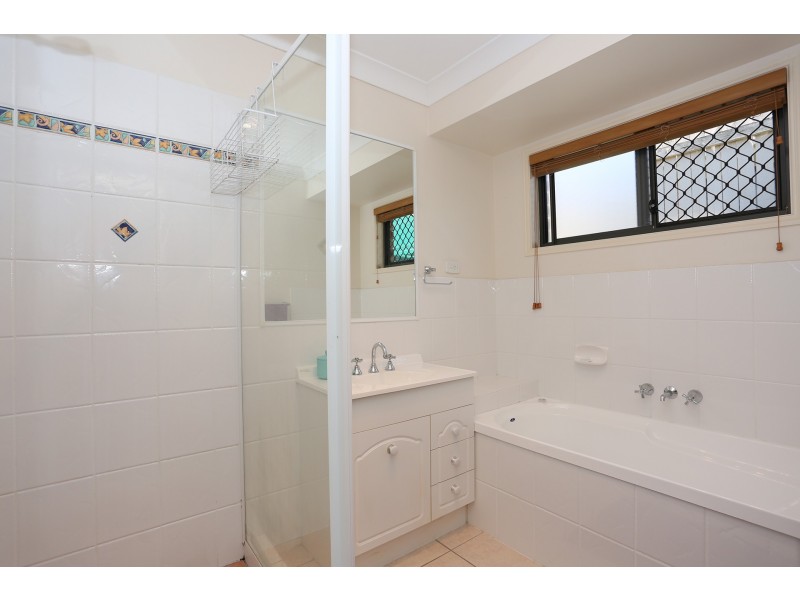 3 Chantrey Court, Kallangur QLD 4503