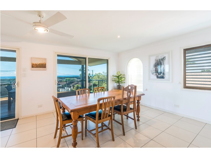 1 Somerset Avenue, Banora Point NSW 2486