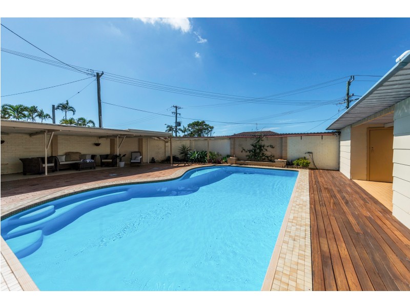 1 Somerset Avenue, Banora Point NSW 2486