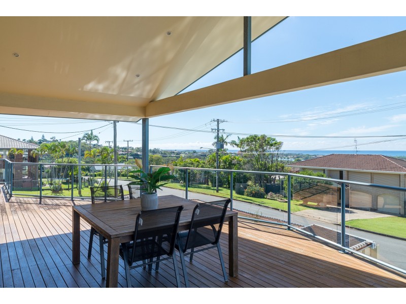 1 Somerset Avenue, Banora Point NSW 2486