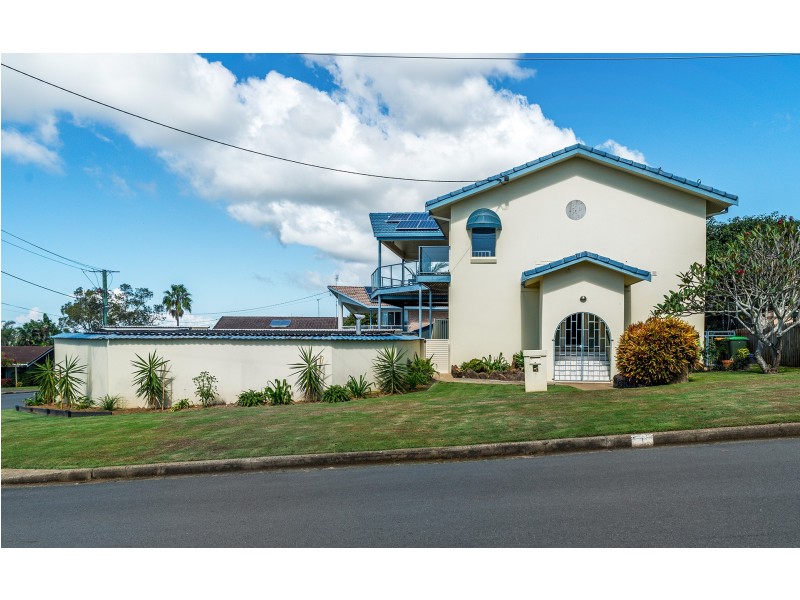 1 Somerset Avenue, Banora Point NSW 2486