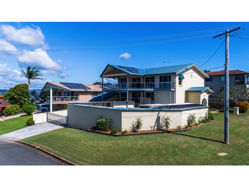 1 Somerset Avenue, Banora Point NSW 2486