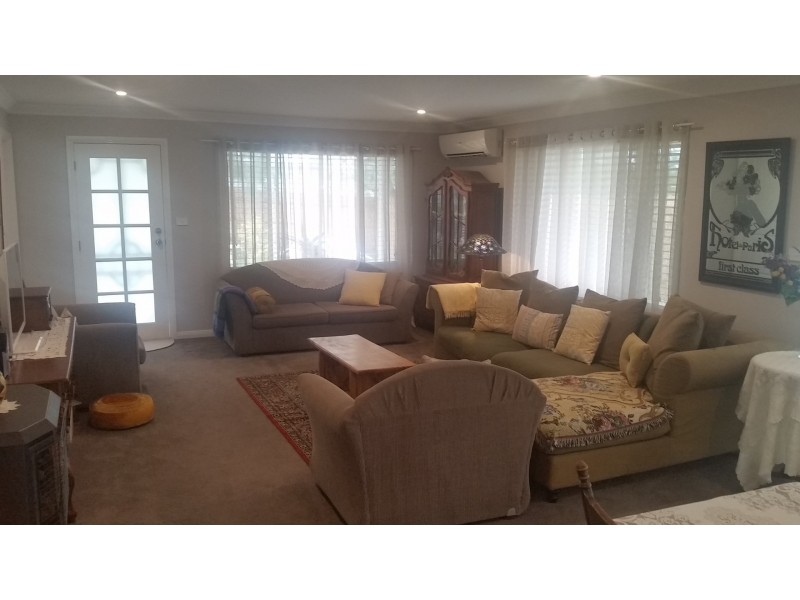 25 Gibbons Rd, Moss Vale NSW 2577