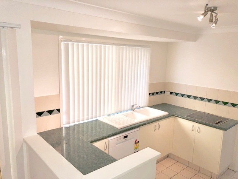 29/64 Brown St, Labrador QLD 4215