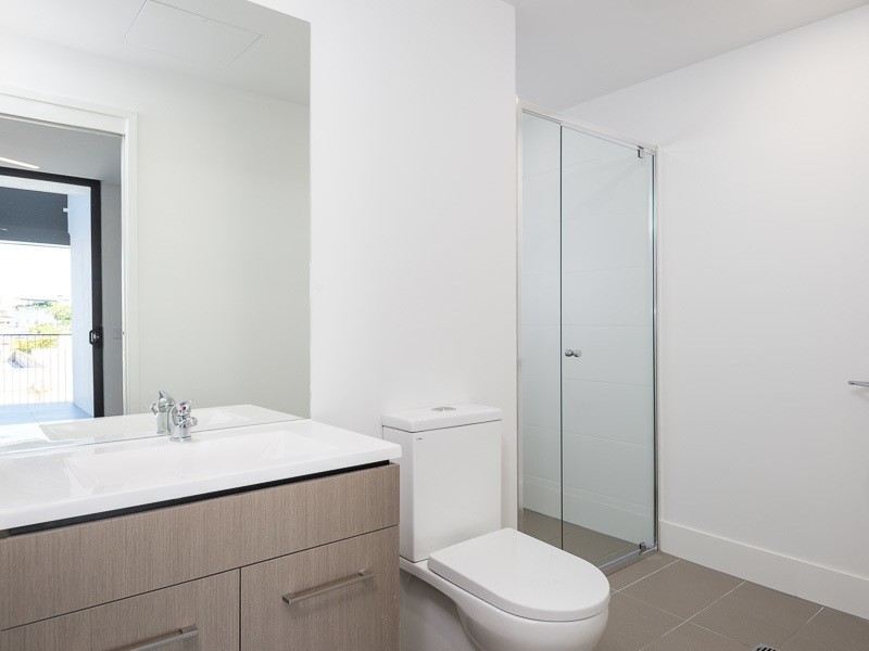 303/8 Masters St, Newstead QLD 4006