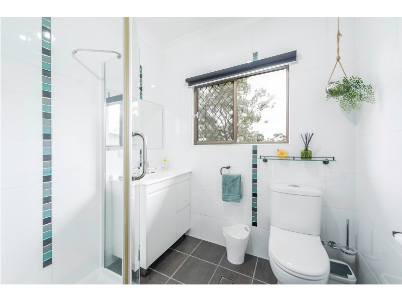 69 Old Bar Road, Old Bar NSW 2430