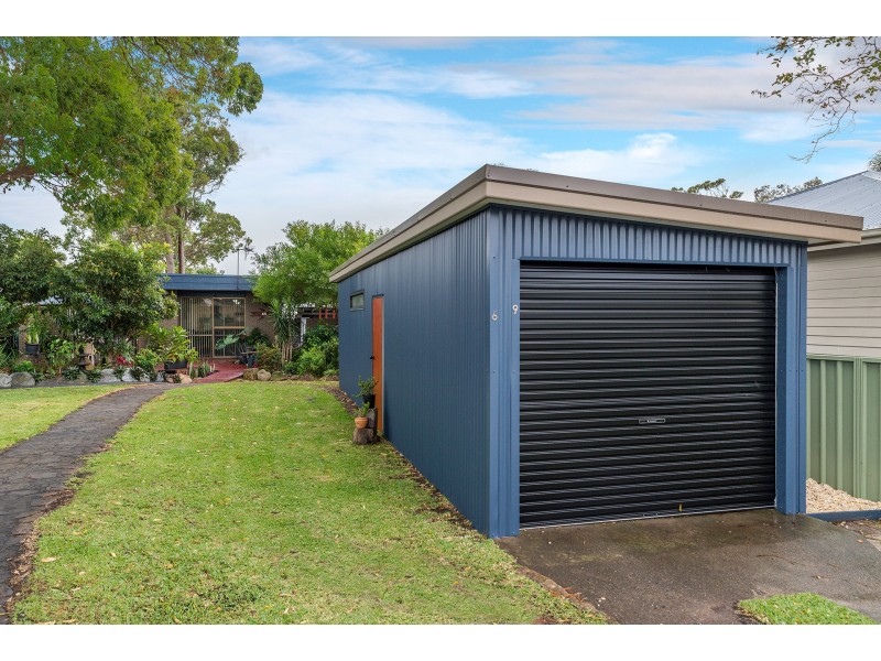 69 Old Bar Road, Old Bar NSW 2430