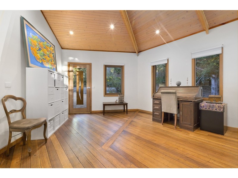 25 Sixth Street, Hepburn Springs VIC 3461