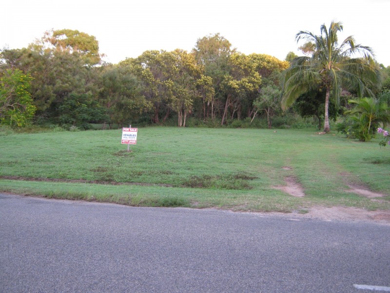 42 Wattle Street, Forrest Beach QLD 4850