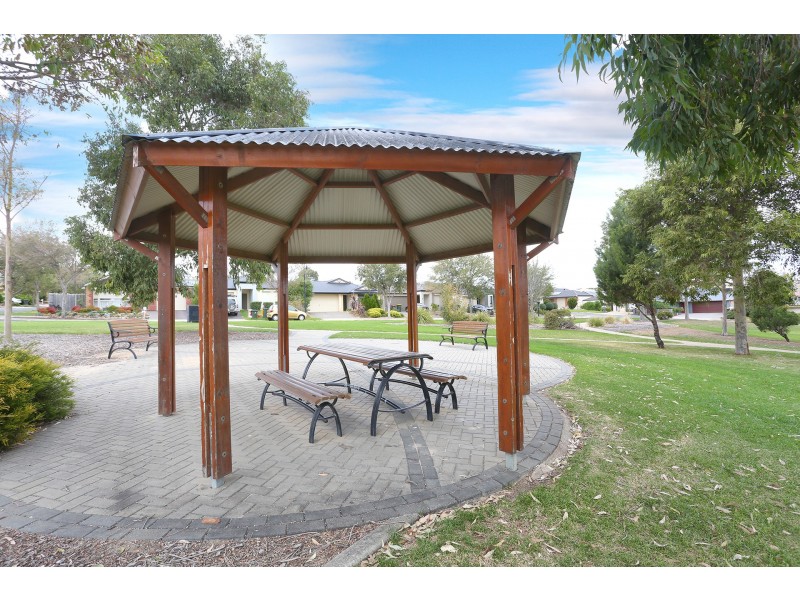 44 Yeltana Avenue, Huntfield Heights SA 5163