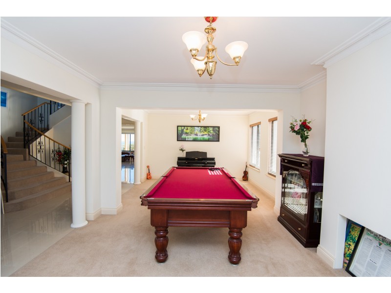 17 Lena Pass, Mindarie WA 6030