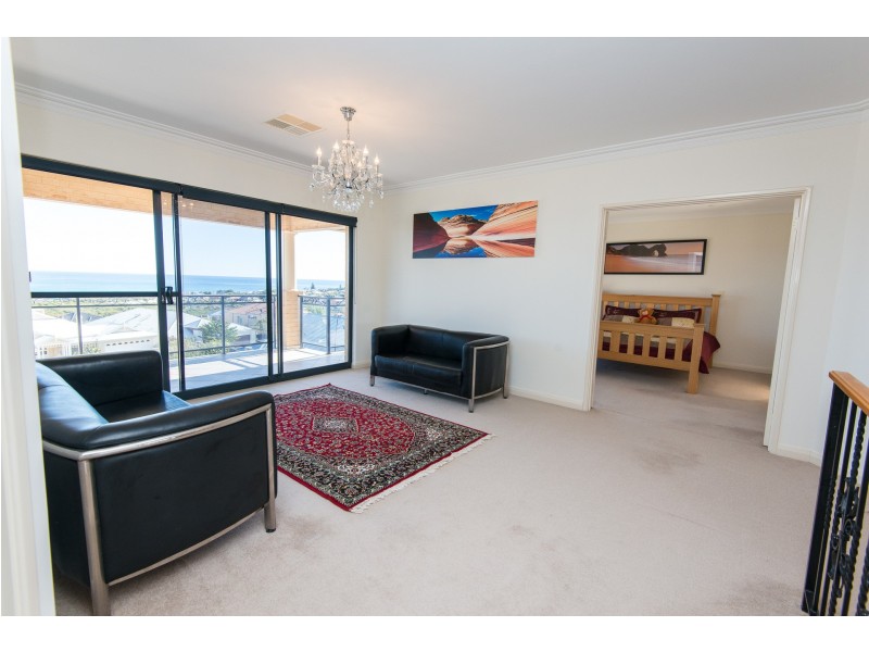 17 Lena Pass, Mindarie WA 6030