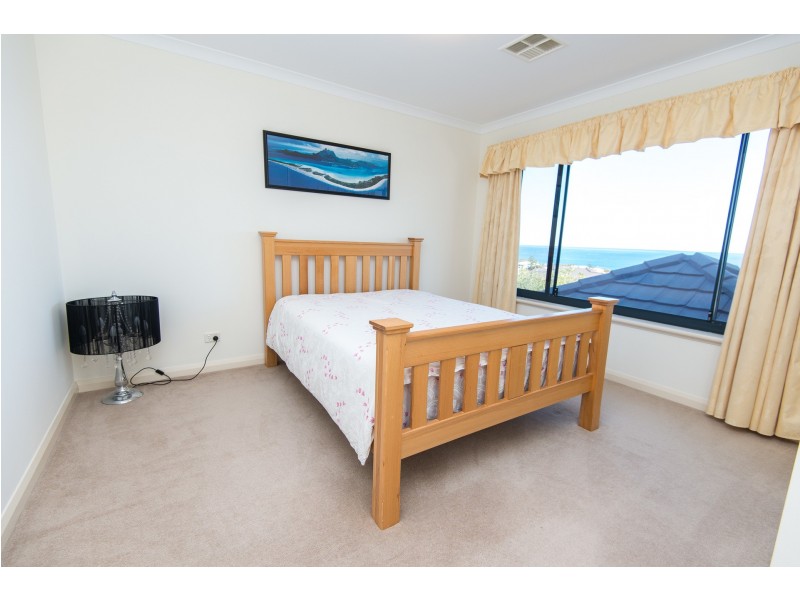 17 Lena Pass, Mindarie WA 6030