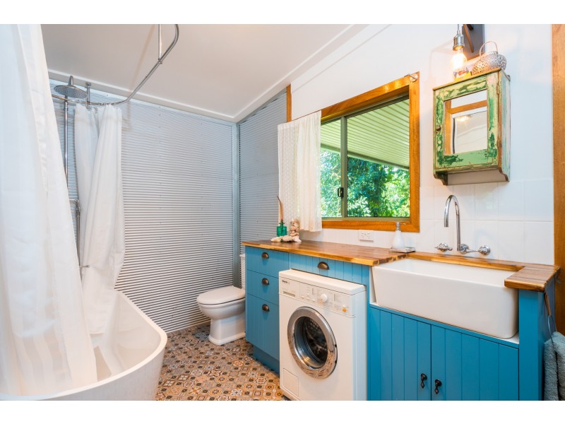 50 Knoll Road, Tamborine Mountain QLD 4272