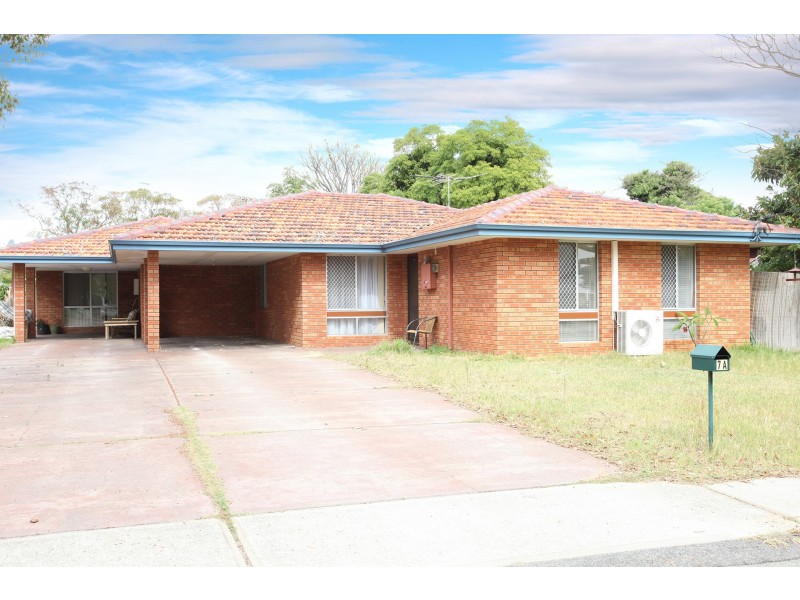 7 Montgomery Street, Beaconsfield WA 6162
