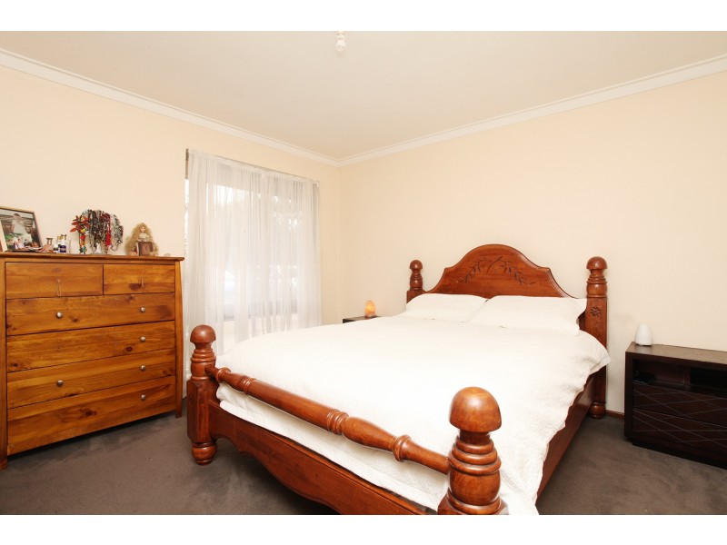 7 Montgomery Street, Beaconsfield WA 6162