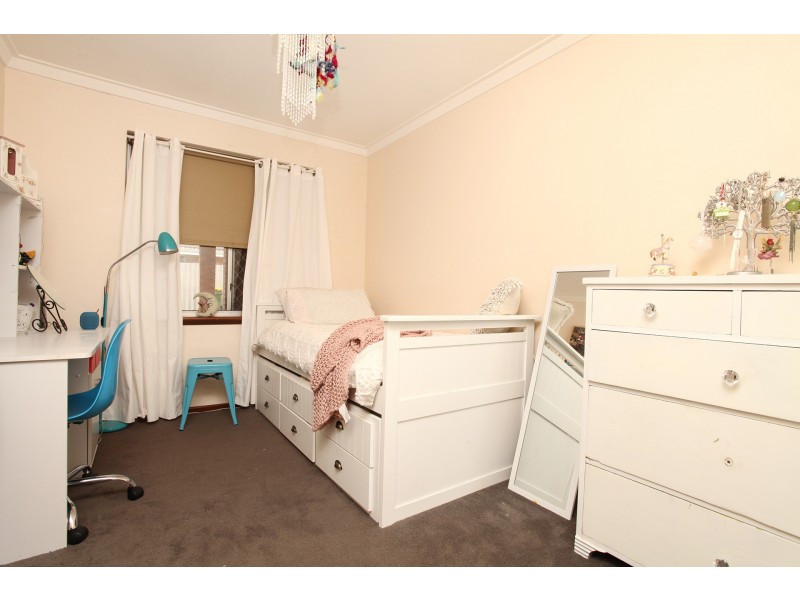 7 Montgomery Street, Beaconsfield WA 6162