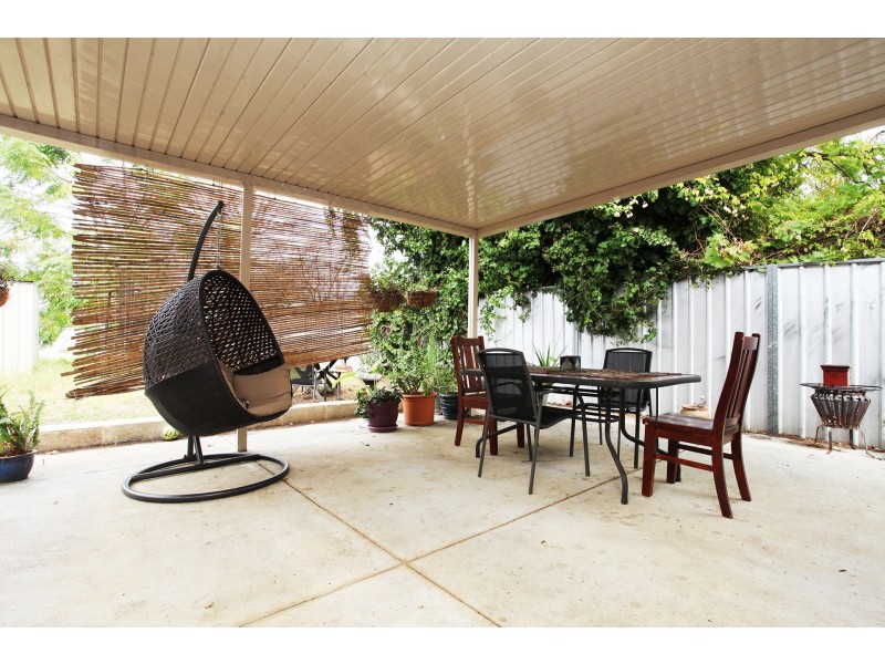 7 Montgomery Street, Beaconsfield WA 6162