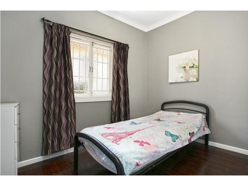 213 Rode Rd, Wavell Heights QLD 4012