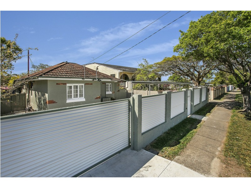 213 Rode Rd, Wavell Heights QLD 4012