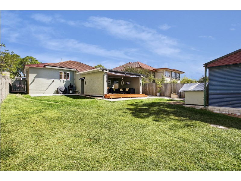 213 Rode Rd, Wavell Heights QLD 4012