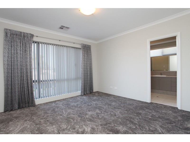 8a Third Avenue, Mandurah WA 6210