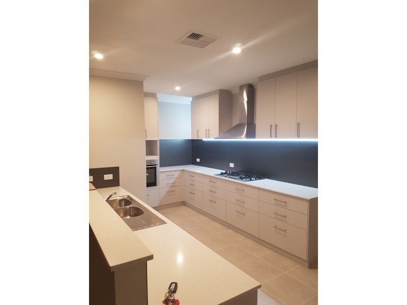 8a Third Avenue, Mandurah WA 6210