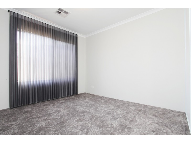 8a Third Avenue, Mandurah WA 6210