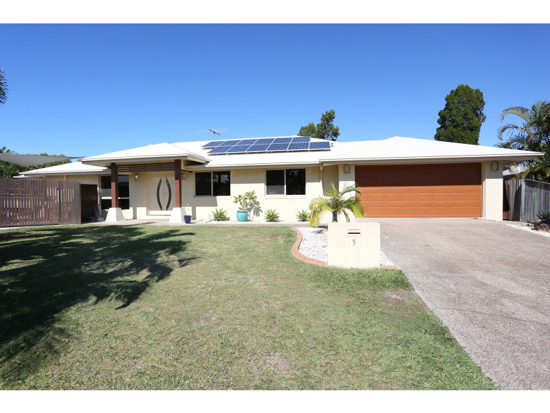 5 Sellens Court, Ningi QLD 4511