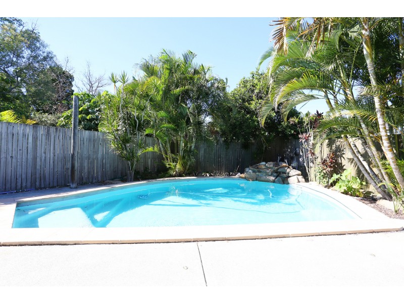 5 Sellens Court, Ningi QLD 4511