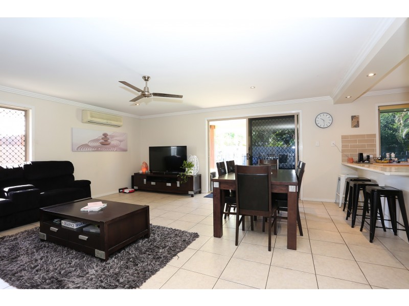 5 Sellens Court, Ningi QLD 4511