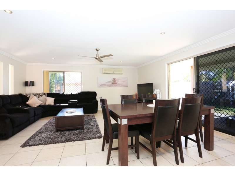5 Sellens Court, Ningi QLD 4511