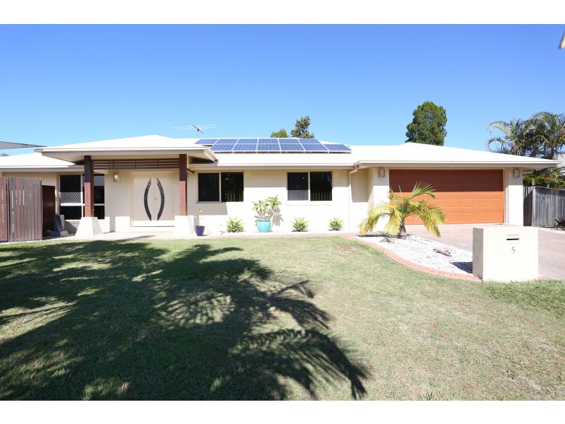 5 Sellens Court, Ningi QLD 4511