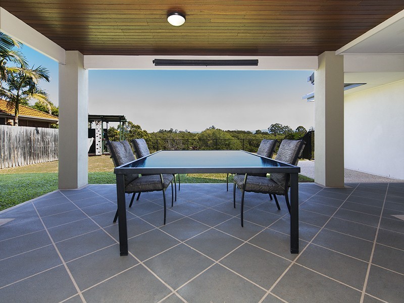 33 Whittome Esplanade, Murrumba Downs QLD 4503