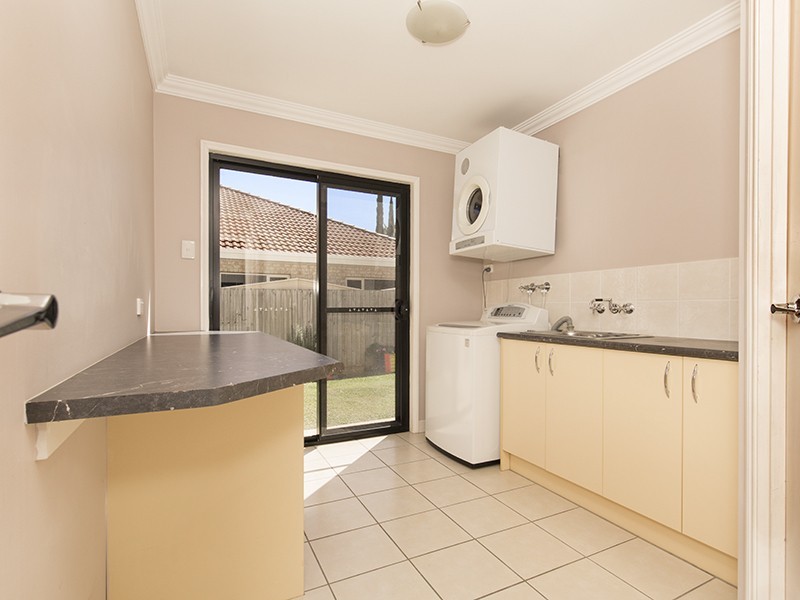 33 Whittome Esplanade, Murrumba Downs QLD 4503