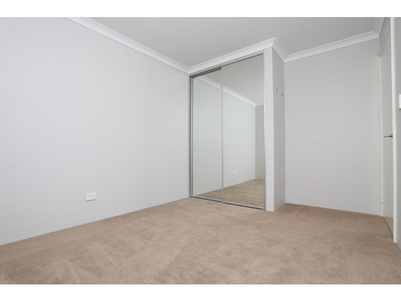 39 Allatoona Ave, Golden Bay WA 6174